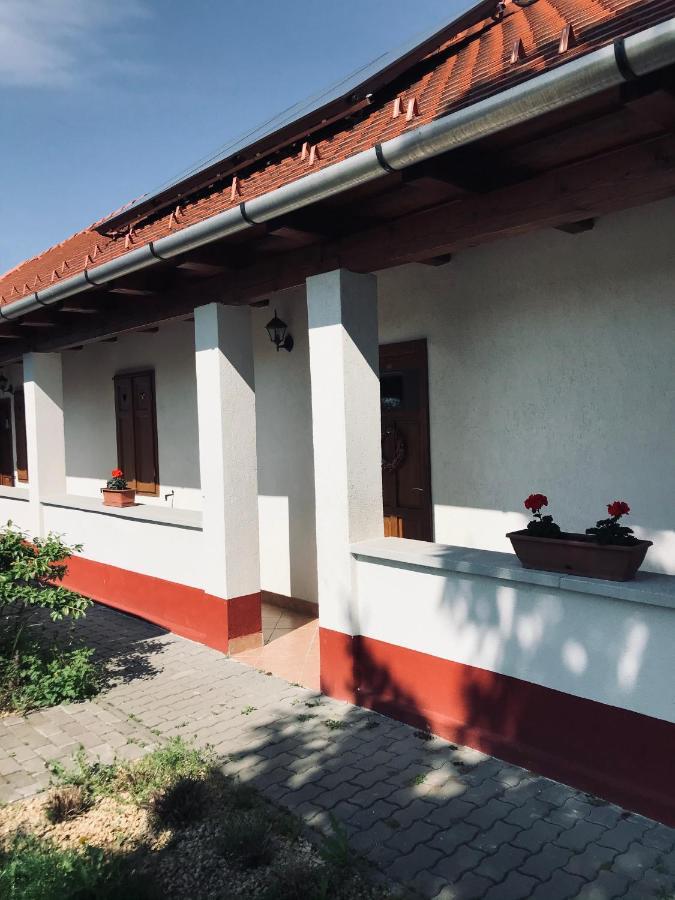 Hotel Katica Vendeghaz Tarcal Zewnętrze zdjęcie